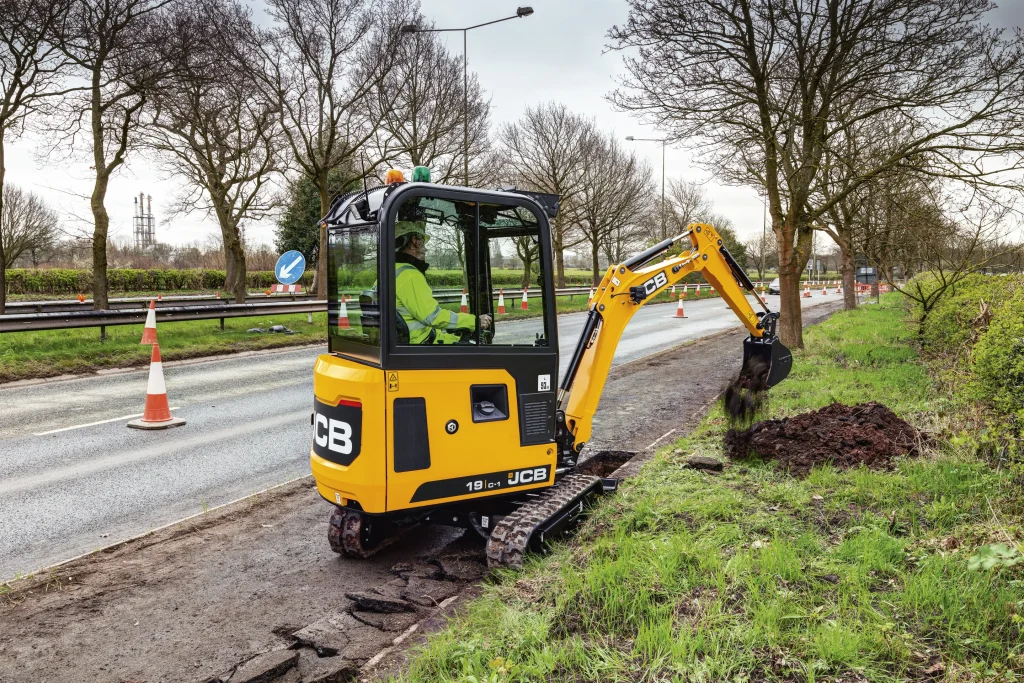 JCB 19C-1